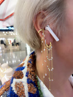 Load image into Gallery viewer, Taşlı Zincirli Kıkırdak Küpe