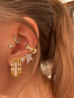 Load image into Gallery viewer, Bing Küpe Gold