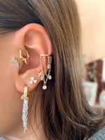 Load image into Gallery viewer, Taşlı Zincir Kıkırdak Küpe