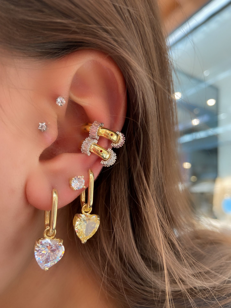 3 Taşlı Yuvarlak Kıkırdak Küpe