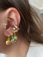 Load image into Gallery viewer, Pembe 3 Taşlı Kare Kıkırdak Küpe
